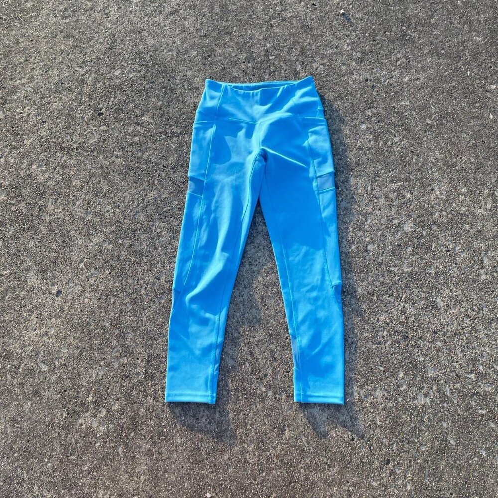 Cropped Blue Leggings